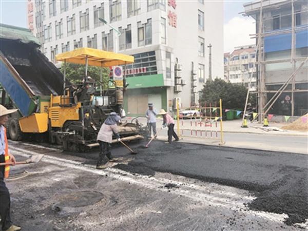 揚(yáng)中市金葦西路污水管道新建工程力爭本月完工